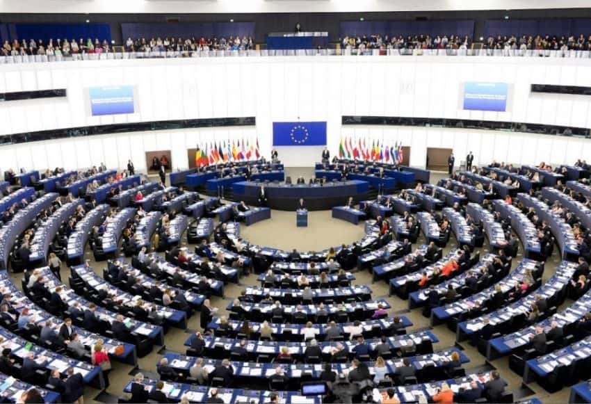 European Parliament approves new rules to protect passengers