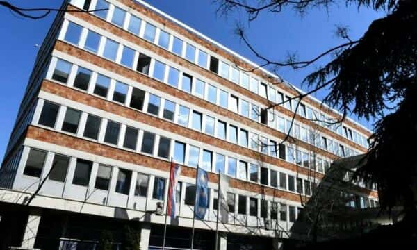 Bomb alarm at Serbia’s Radio Television facilities in Serbia, employee evacuate