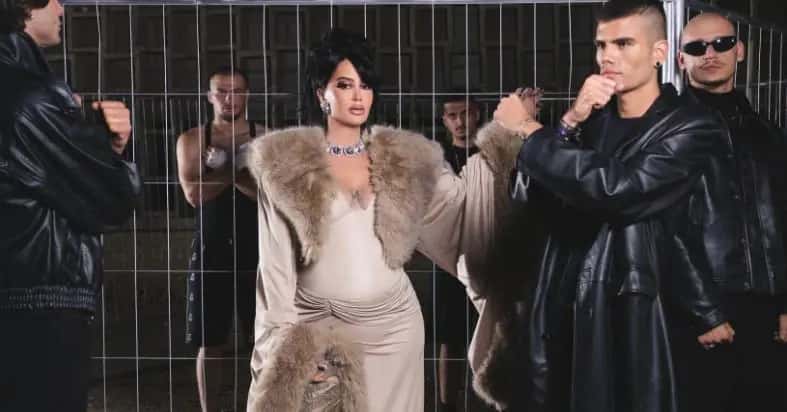 20 years of career and a new album, Dafina Zeqiri shares footage