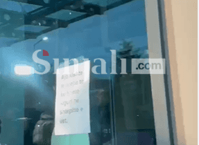 She had the right to seek security in her home, protesters post messages in the Ministry of Justice facility