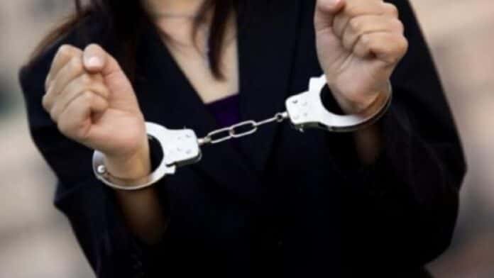 Claimed to sell property with forged authorization twice, a foreign citizen has been banned for 48 hours