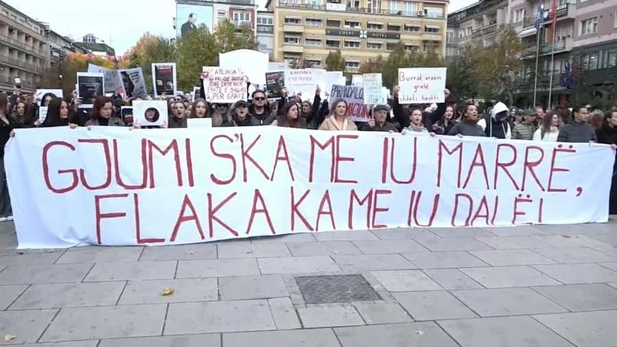 Give up, protest in Pristina following the assassination of Arlinda Zekaj
