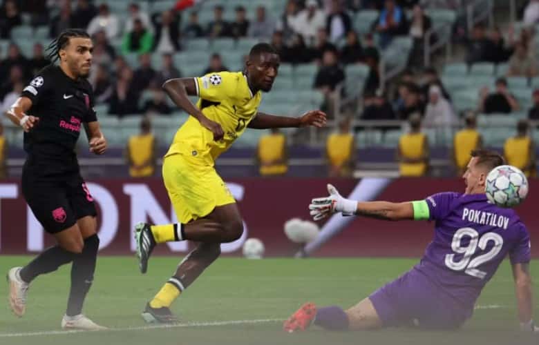 Dortundru wins Baku, Fenerbahce equals Slavia Prague