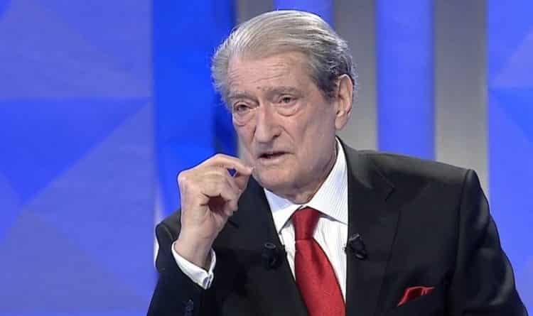 Berisha thirrje qytetarëve t’u bashkohen studentëve në protestë: Është radha juaj