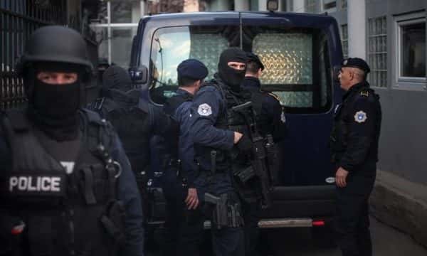 Anti-muggling action in the north, more than 22 vehicles and goods over 200,000 euros