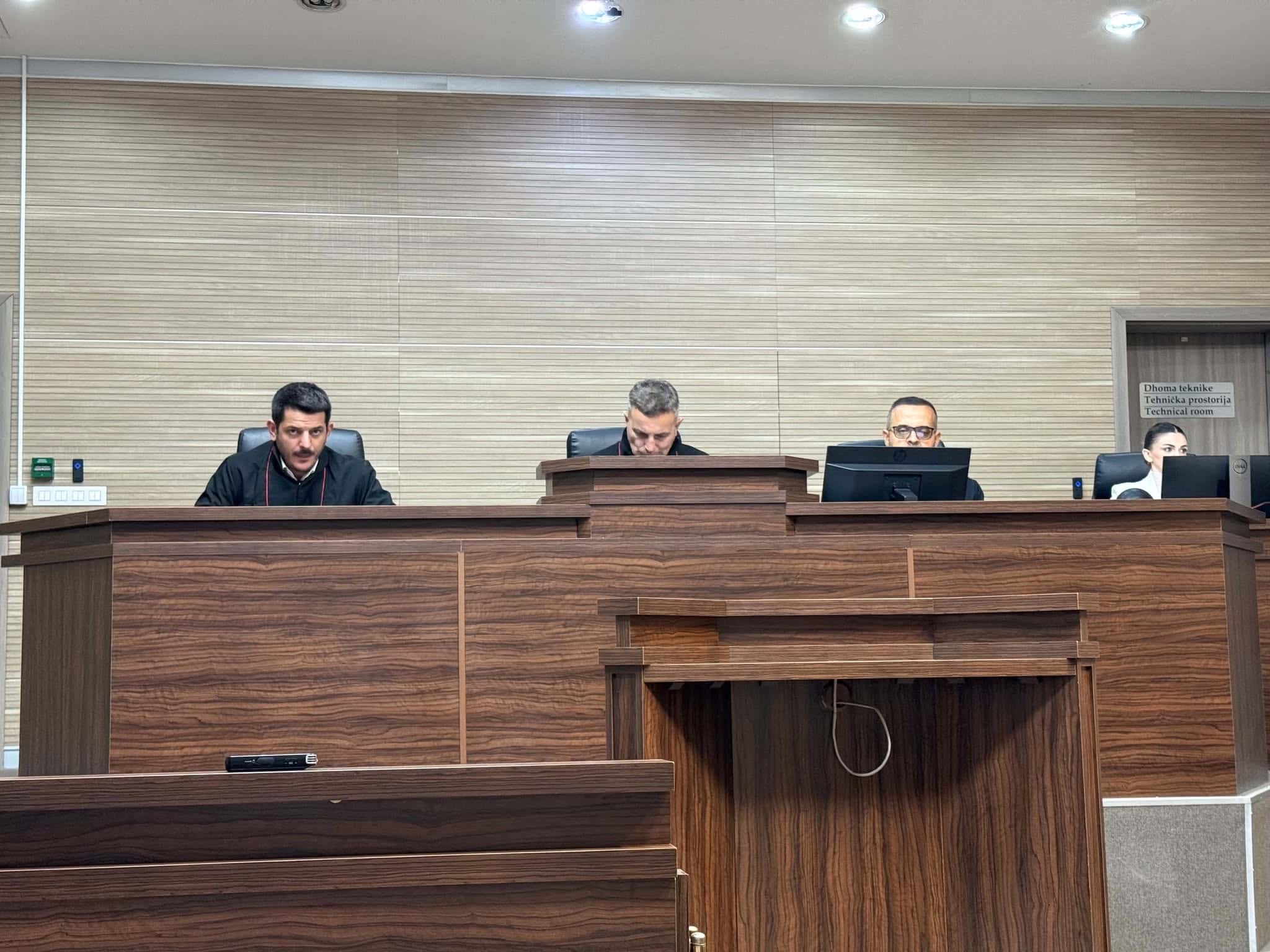 LEX ) Suspected trafficking of girls from Latin America towards Kosovo concludes the public hearing, the lawyer remembers after an hour asking for closure of the session and the removal of the video urgently