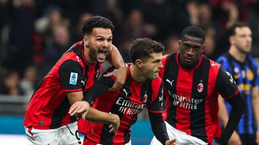 Milan destroys Inter in the first half, goes on vacation with a 3-1 advantage.