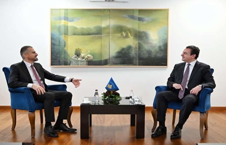 Kurti meets Bujanovac representatives, provides support for Albanians in Valley
