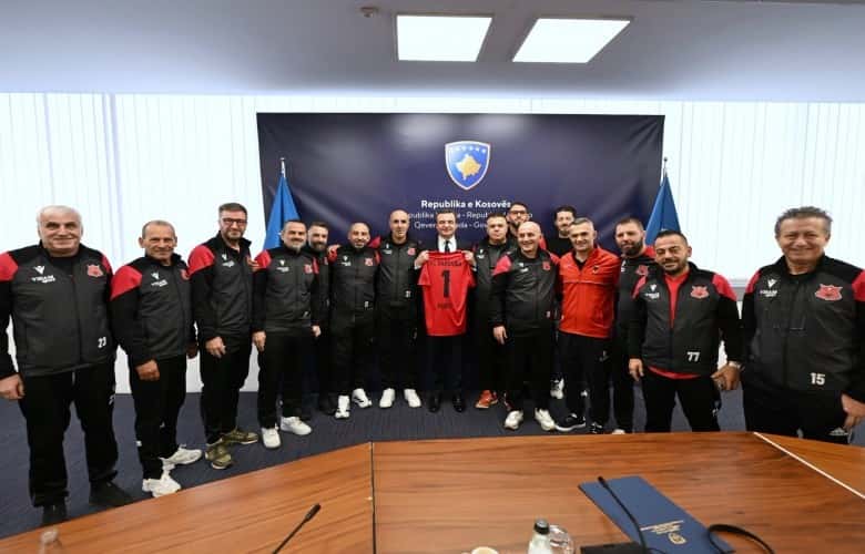 Kurt hosts FC Dardania Basel delegation,