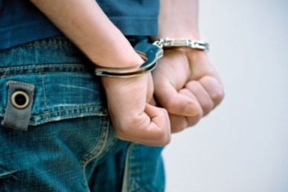 Arrestohet në Kroaci dhe ekstradohet në Kosovë një person i kërkuar ndërkombëtarisht