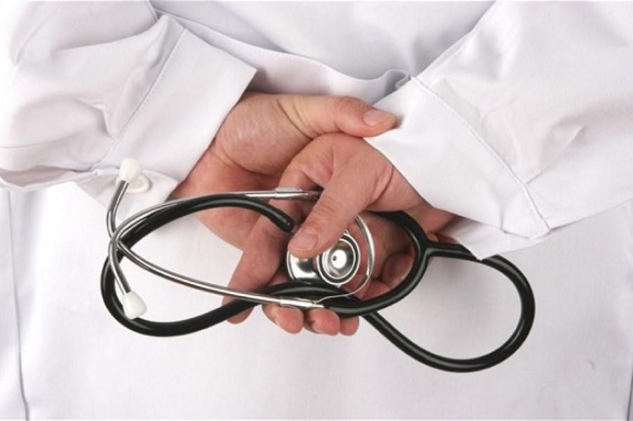 Diagnoza të vonuara dhe mungesë personeli, alarm për sëmundjet inflamatore të zorrëve