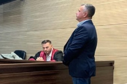 Përdhosi flamurin e Turqisë gjatë një iftari në Mitrovicë, 1 vit burgim me kusht dhe 4 mijë euro gjobë për Zeqirin