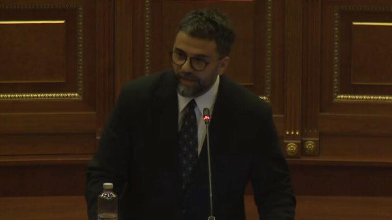 Behrami: Pas 27 vjetësh, pasardhësit e komunistëve në Qeverinë Kurti kanë filluar procesin e lustrimit ndaj brezit të luftës