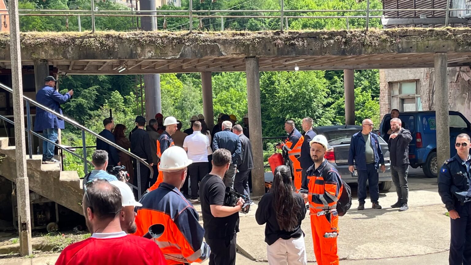 Zhbllokohen 18 minatorët e ngujuar në “Trepçë”, dalin nga miniera