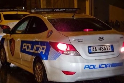Tenton t’i shpëtojë policisë, mbetet i plagosur i shumëkërkuari në Mamurras të Shqipërisë
