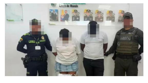 Arrestohet një çift në aeroport, policia nuk mund ta besonte çfarë gjeti në të brendshmet e tyre