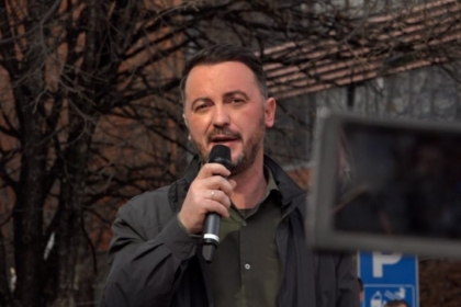 Dardan Molliqaj propozon zgjidhje kalimtare për krizën politike në vend