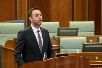 Konjufca për Osmanin: Pse me ia dhënë Kosovës një presidente që do ta godiste qeverinë deri më 2030
