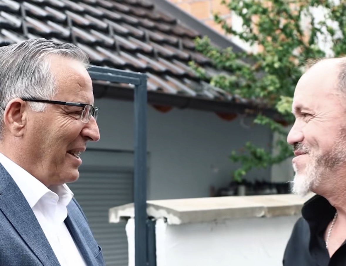 Bedri Hamza: Qytetarët kanë nevojë për zgjidhje serioze, jo për përçarje e propagandë (Video) Bedri Hamza: Qytetarët kanë nevojë për zgjidhje serioze, jo për përçarje e propagandë (Video)