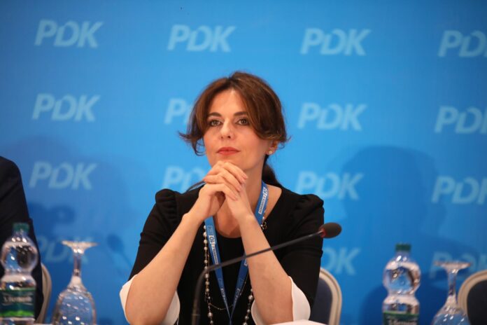 “Frizerka”, ofendimi i Konjufcës ndaj Vjosa Osmanit, reagon Çitaku: E turpshme