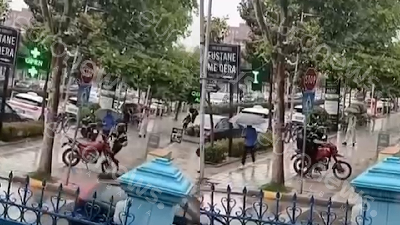 Grabitet një argjendari në Kamëz – Pamje kur 2 autorët dalin me çantën e mbushur me bizhuteri dhe armë në dorë