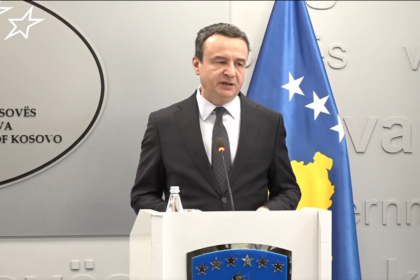 Kurti pas takimit me Kos: Të avancohet dosja e Kosovës për statusin e vendit kandidat, mbështetja për BE tek në është rreth 90%