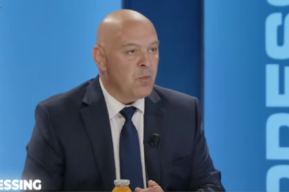 “Vendet e rajonit kanë nisur ta rrisin distancën me ne, situata rëndohet kur politika abuzon”, Gjini: Dhuratat nuk e zhdukin varfërinë