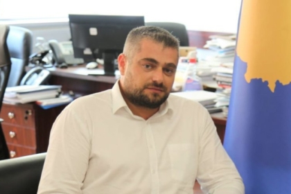 Çka tha për fatin e pandriçuar të Ukshin Hotit djali i tij Andini?