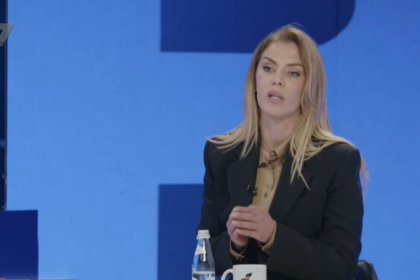 “Pamjet e policisë me armë e maska në Skënderaj, tentativë e aparatit shtetëror për ta shndërruar në çështje të agjendës politike”, Blerta Deliu: Lushtaku ka qenë një nga figurat më të linçuara