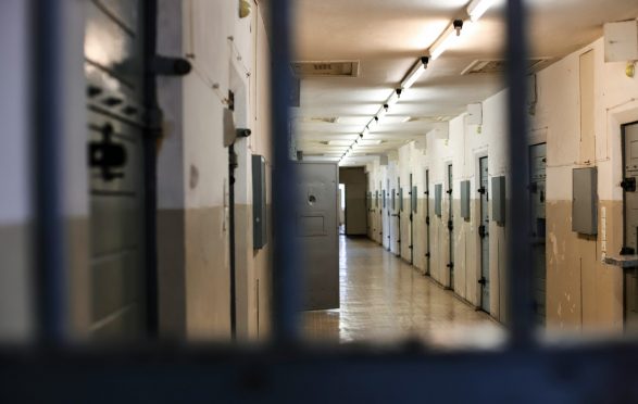 Avokati i Popullit në Shaqipëri kërkon mbylljen e 5 burgjeve: Mbipopullimi dhe kushtet cenojnë dinjitetin njerëzor