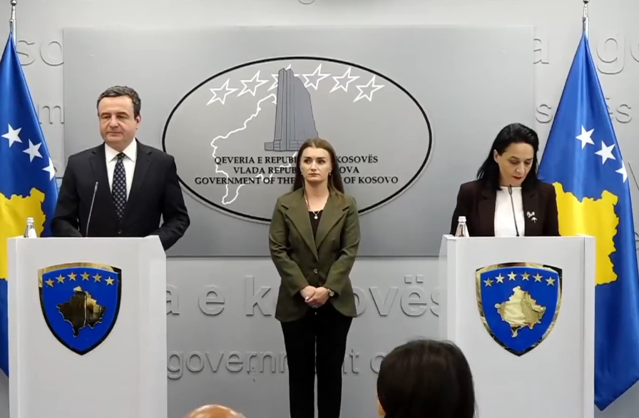 Kurti e Pacolli lansojnë aksion për mbledhjen e mbeturinave, “shkop” ndaj komunave që s’pastrojnë dhe qytetarëve që ndotin Kurti e Pacolli lansojnë aksion për mbledhjen e mbeturinave, “shkop” ndaj komunave që s’pastrojnë dhe qytetarëve që ndotin