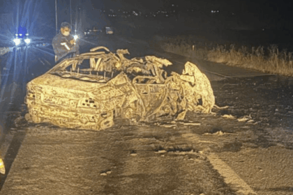 Aksident i rëndë me katër viktima në qarkoren e Shkupit – shkrumbohet makina BMW pas përplasjes me një kamion me targa të Kosovës