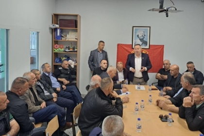 Gucati akuzon Kurtin e Sveçlën për “qytetrrethim” në Skenderaj: Nëse e merrni Lushtakun me dhunë do të organizojmë protesta