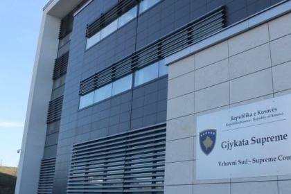 Supremja shfuqizon nenin e rregullores së MASHTI-t për përzgjedhjen e mësimdhënësve