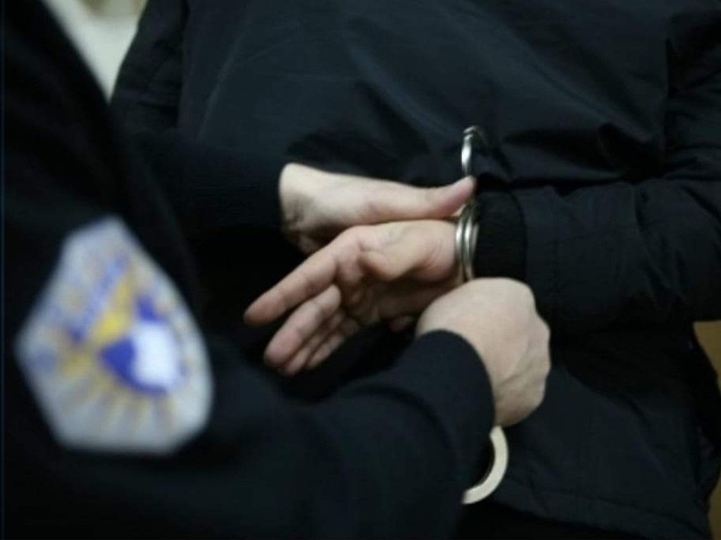 Arrestohet një person për ngacmim në Prishtinë Arrestohet një person për ngacmim në Prishtinë