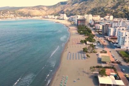 Qeveria shtyn afatin për stacionet e plazhit