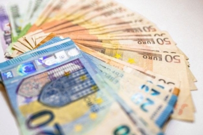 Maqedonia e Veriut me 260 milionë euro borxh të ri