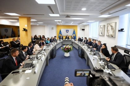 Kurti mbledh ministrat në detyrë, nuk dihet për çka do të diskutohet