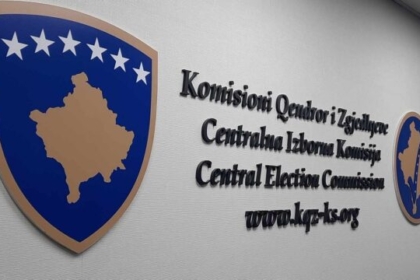 KQZ sqaron votuesit me postë për njoftimet që po pranojnë me sms dhe e-mail