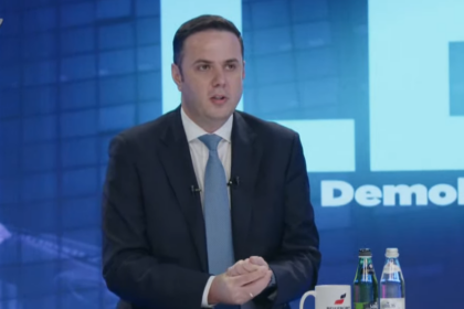Abdixhiku flet për raportet me Osmanin në pesë vitet e fundit, zbulon detaje si rodhi  bashkimi i tyre në listën e LDK