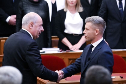 Kriza e parë politike në Hungari pas zgjedhjeve, presidenti Sulyok refuzon të japë dorëheqjen- Magyar: Kukull e Orbanit