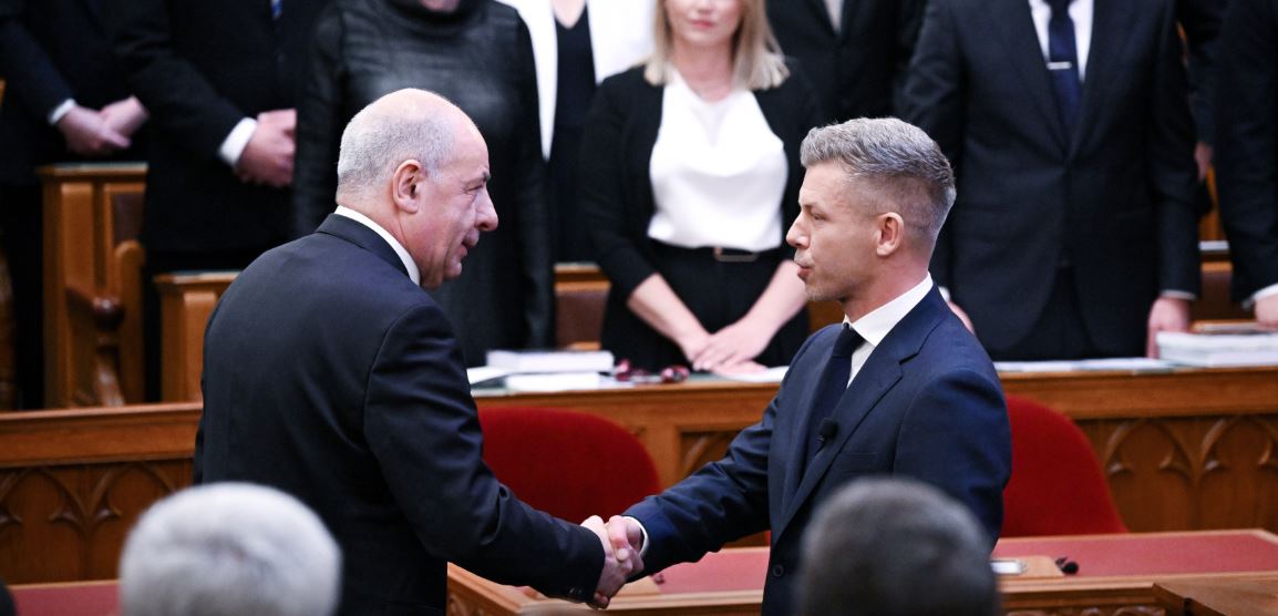 Kriza e parë politike në Hungari pas zgjedhjeve, presidenti Sulyok refuzon të japë dorëheqjen- Magyar: Kukull e Orbanit