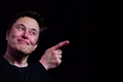 Elon Musk shumë shpejt mund të bëhet trilioner