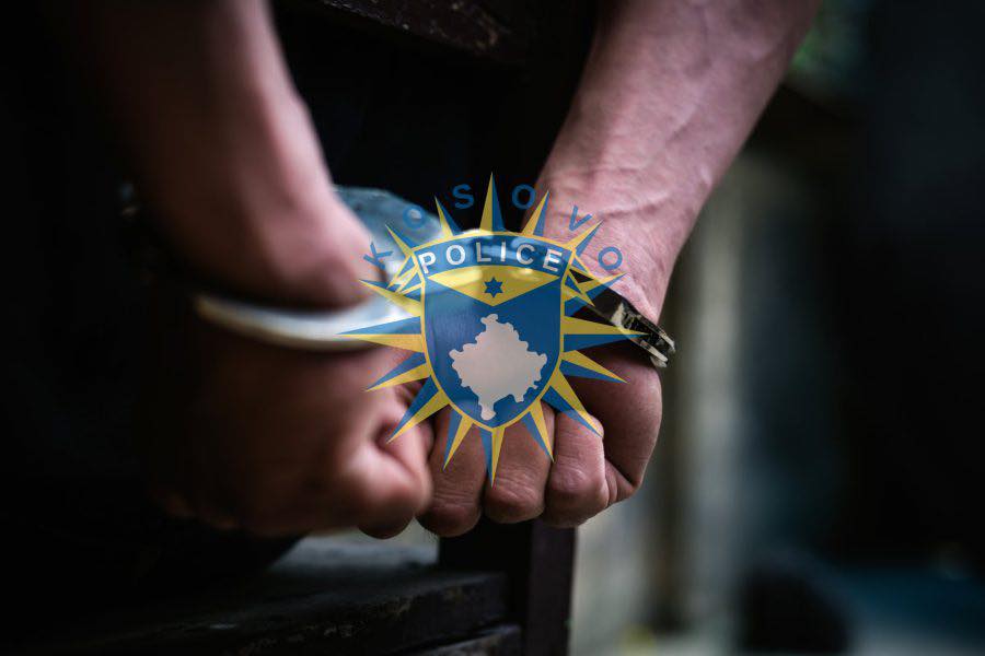 Shtetasi polak arrestohet në Gjakovë, dyshohet se theu xhamin e një lokali