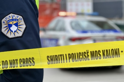 Ngjarja tragjike në Vushtrri – Ky është 31 vjeçari që vdiq pasi ra nga një objekt në ndërtim