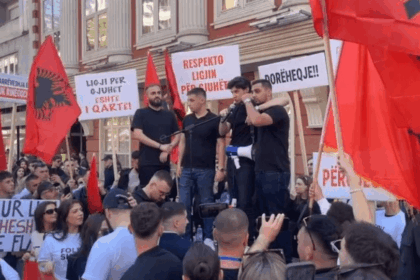 Sot protestë e re e studentëve në Shkup për mbrojtjen e gjuhës shqipe