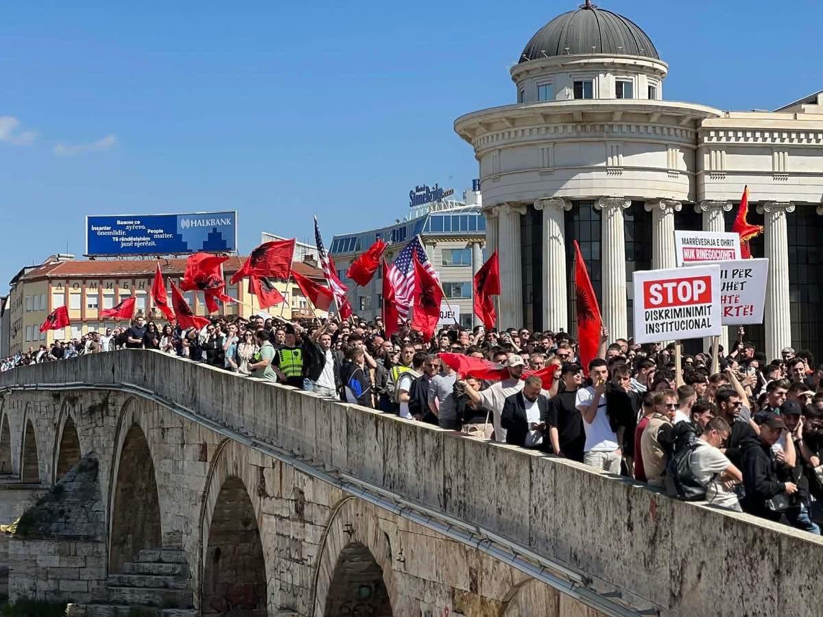 Studentët shqiptarë sot protestojnë në Shkup, duan gjuhë e drejtësi