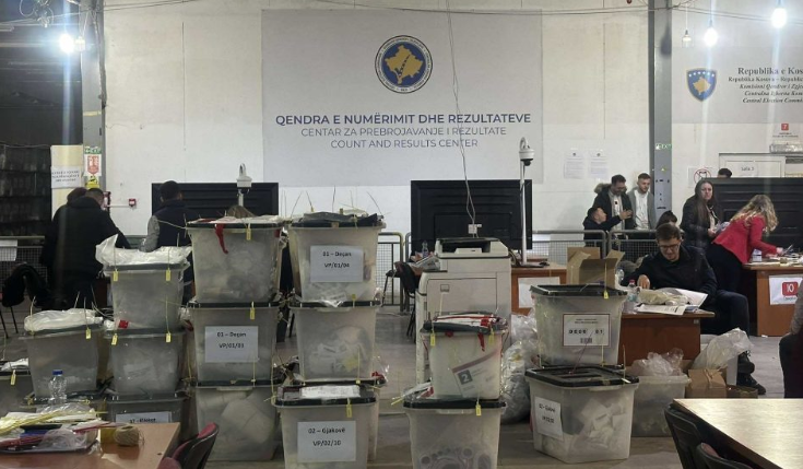 Elezi: KQZ do t’ua dërgojë fletëvotimet rreth 85 mijë votuesve të regjistruar për votim me postë, numri pritet të rritet