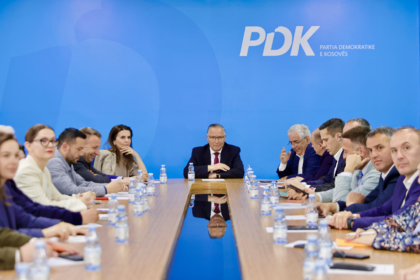 Kryesia e PDK-së mblidhet në ora 16:00