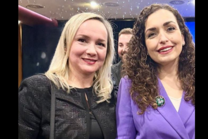 Vjosa Osmani prezanton Brikena Muharremin si pjesë të ekipit të saj